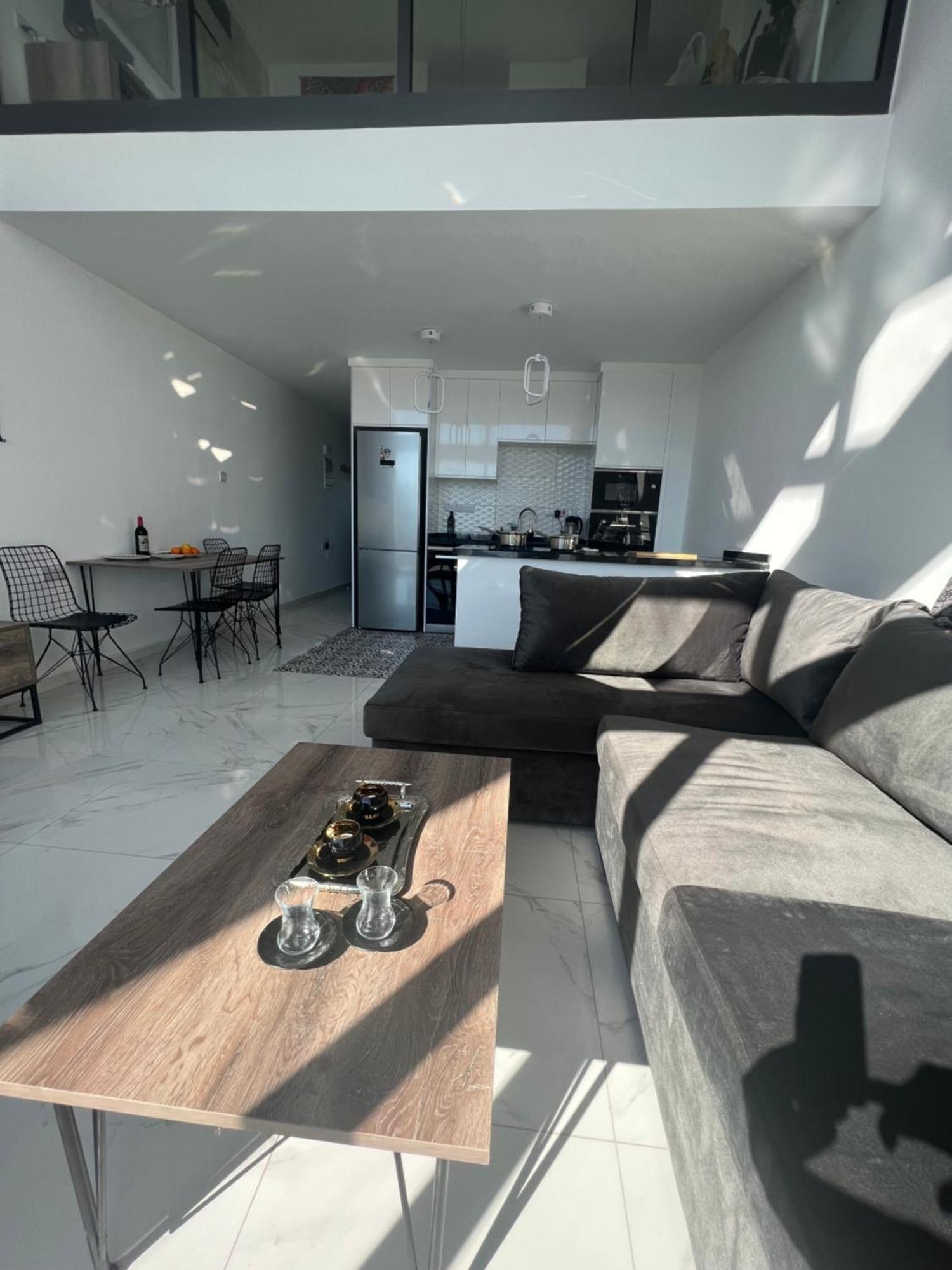 Hermes Penthouse Akanthou Екстер'єр фото